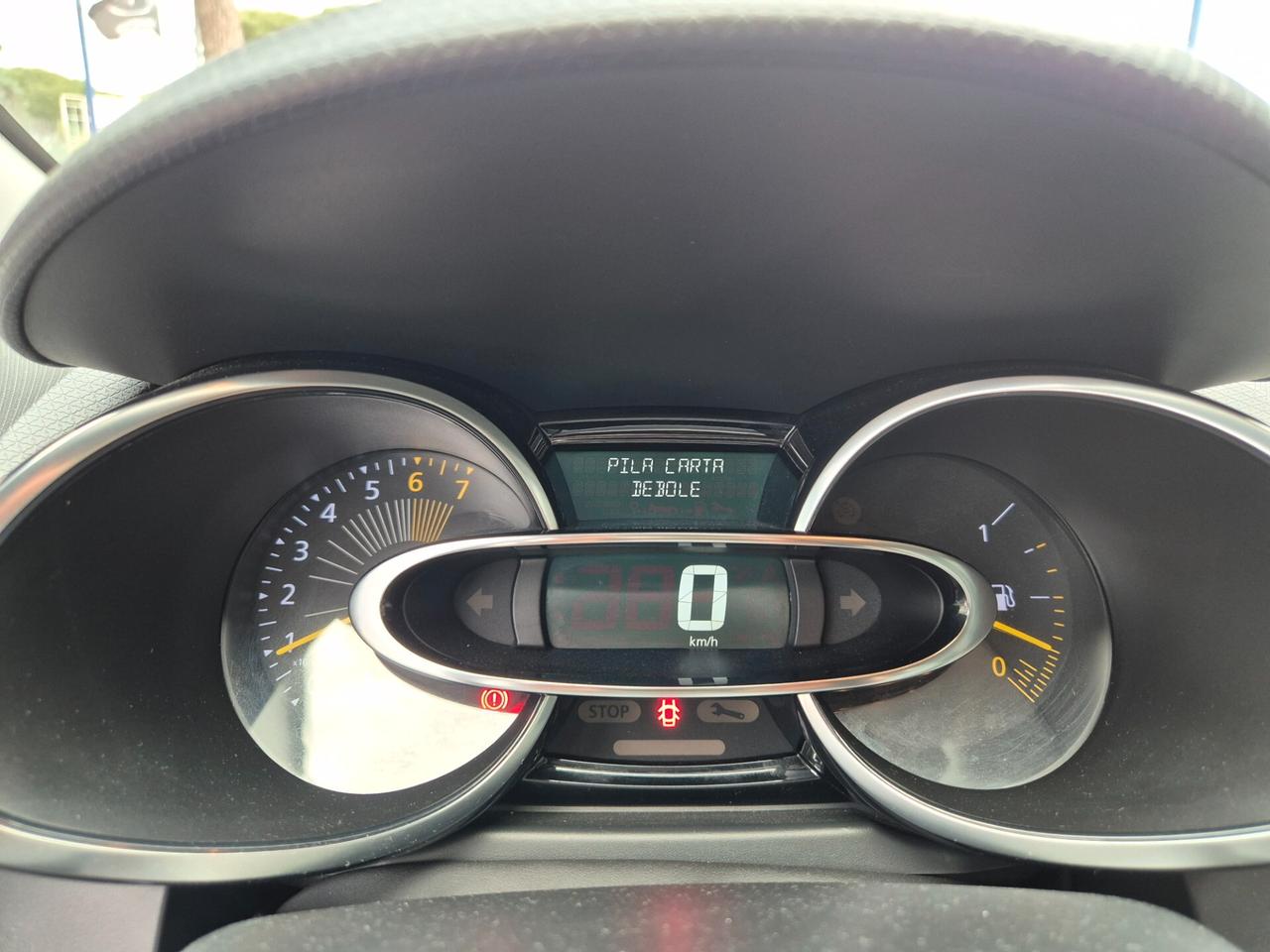 Renault Clio 1.2 75CV 5 porte COSTUMWENATIONAL
