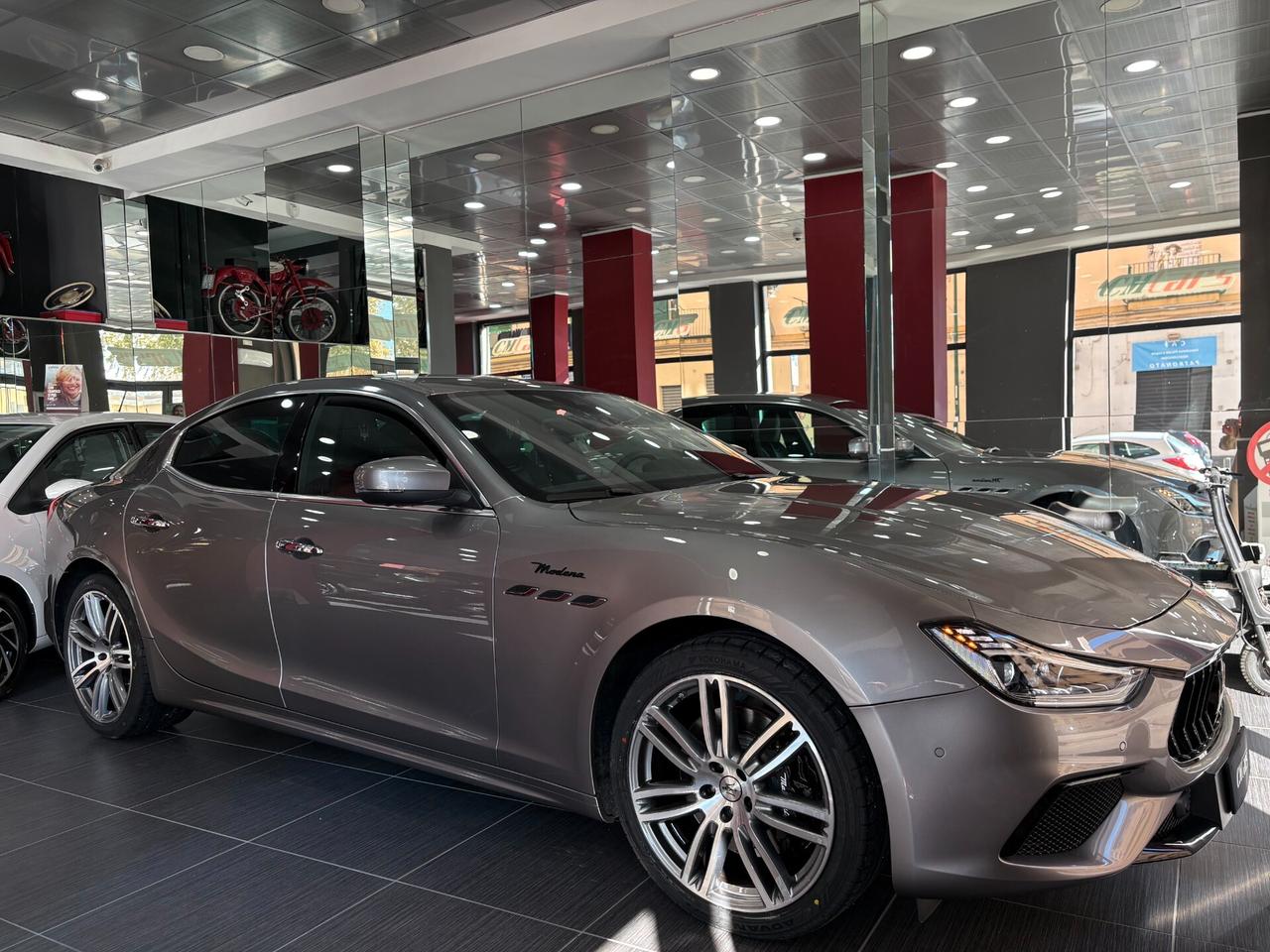 Maserati Ghibli 3.0 V6 Modena 350cv RWD auto ITALIANA