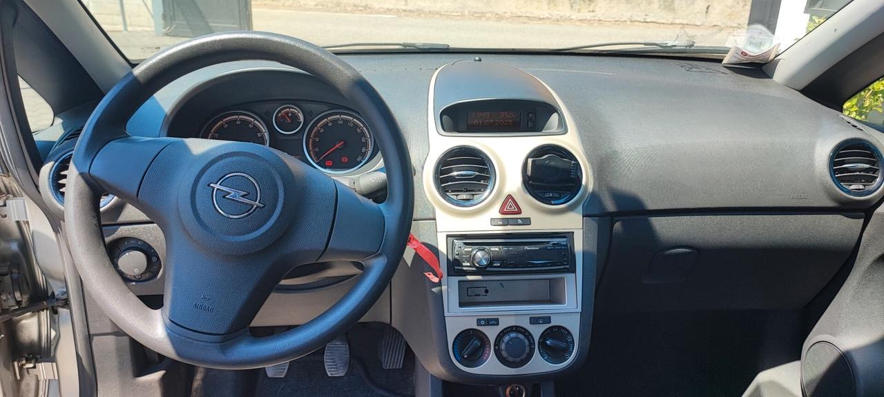 Opel Corsa 1.2 5 porte uni.pro