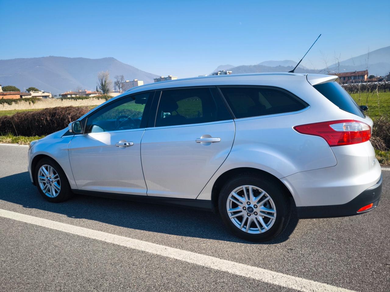 FORD FOCUS SW 1,6 TDCI- TITANIUM – 95CV- OK NEOPATENTATI