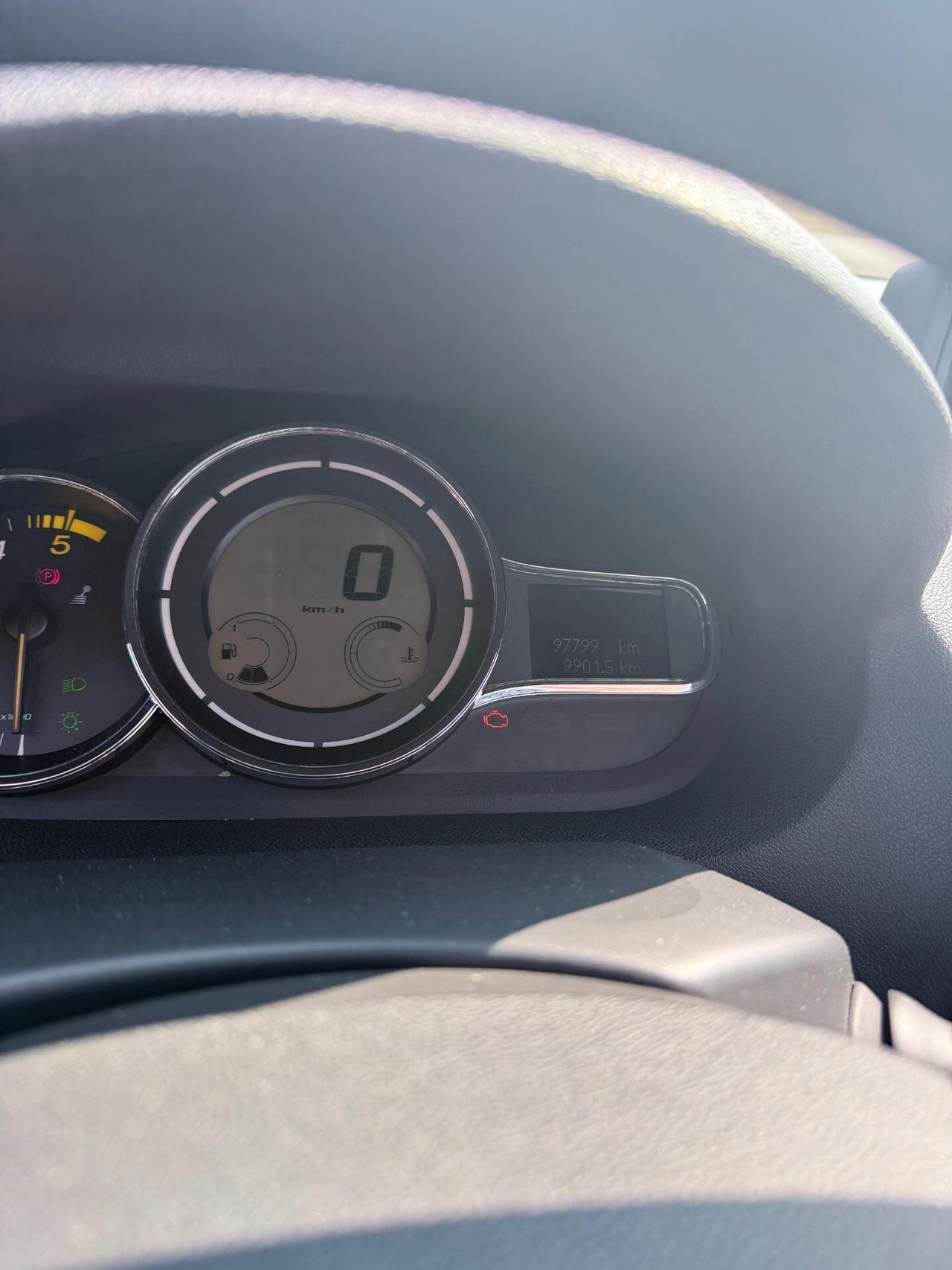 Renault Megane Mégane C-C 1.5 dCi 110CV Wave Edition