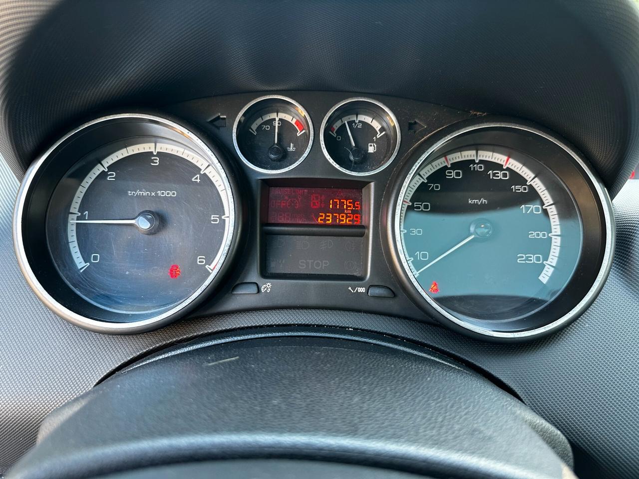 Peugeot 308 1.6 HDi 90CV SW Ciel Premium