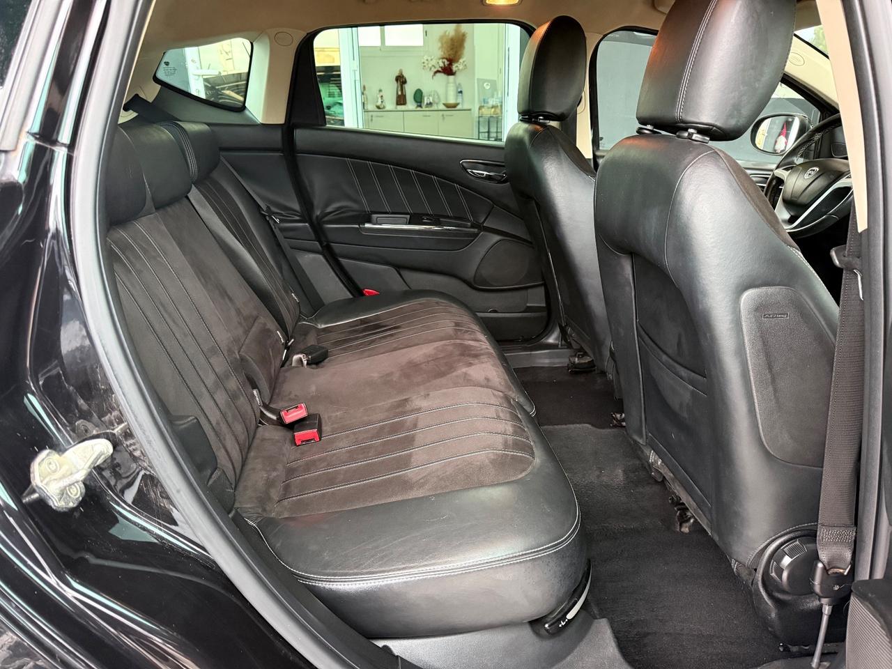 Lancia Delta 1.6 MJT DPF Oro