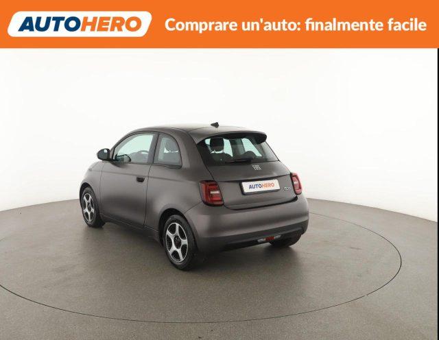 FIAT 500e Berlina 42 kWh Passion