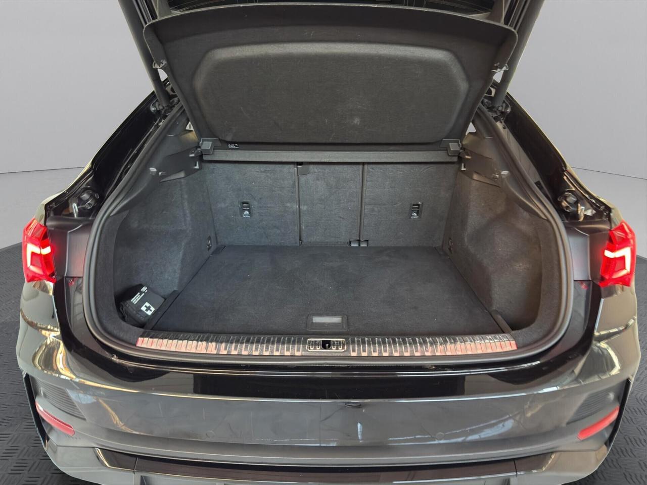 Audi Q3 Sportback 40 TDI quattro S tronic S line edition