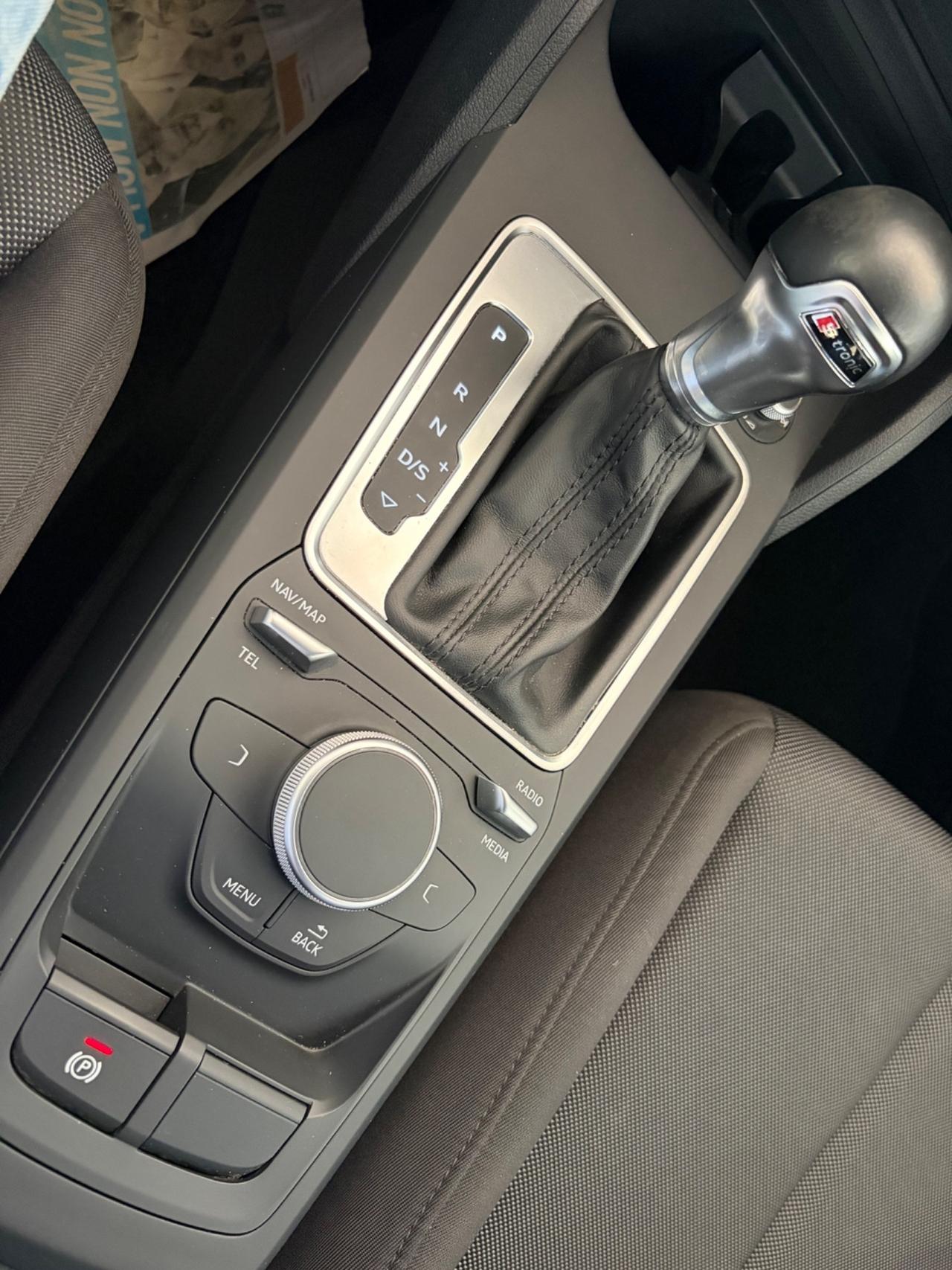 Audi Q2 30 TDI Admired