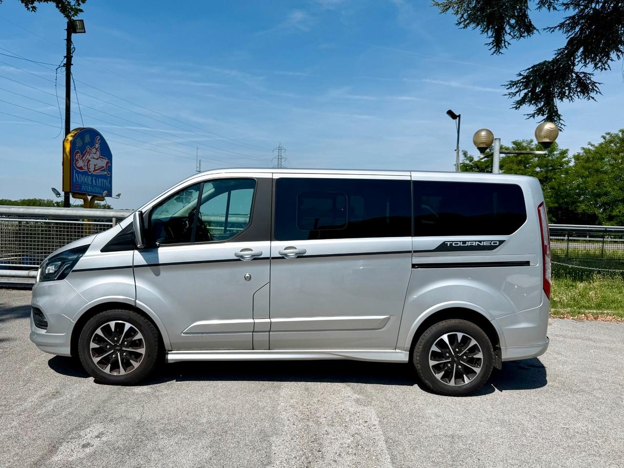 Ford Tourneo Custom 320 2.0 EcoBlue 185CV MHEV PC Sport UNICO PROPRIETARIO