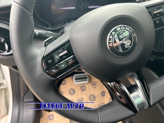 ALFA ROMEO Junior 1.2 145 CV Hybrid eDCT6 Speciale KM 0