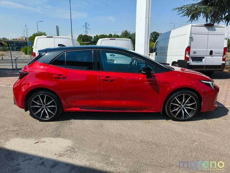 Toyota Corolla 2.0h GR Sport bi-tone Auto