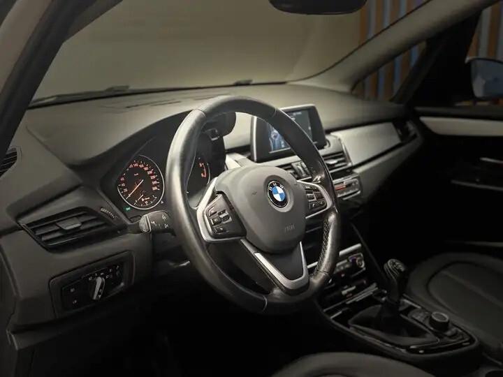 Bmw 220 LUXURY ACTIVE Navi Pelle Xeno 4X4 UNIPROPRIETARIO