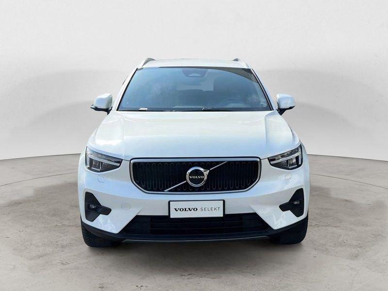 Volvo XC40 B3 163+14 CV Automatico LED Core