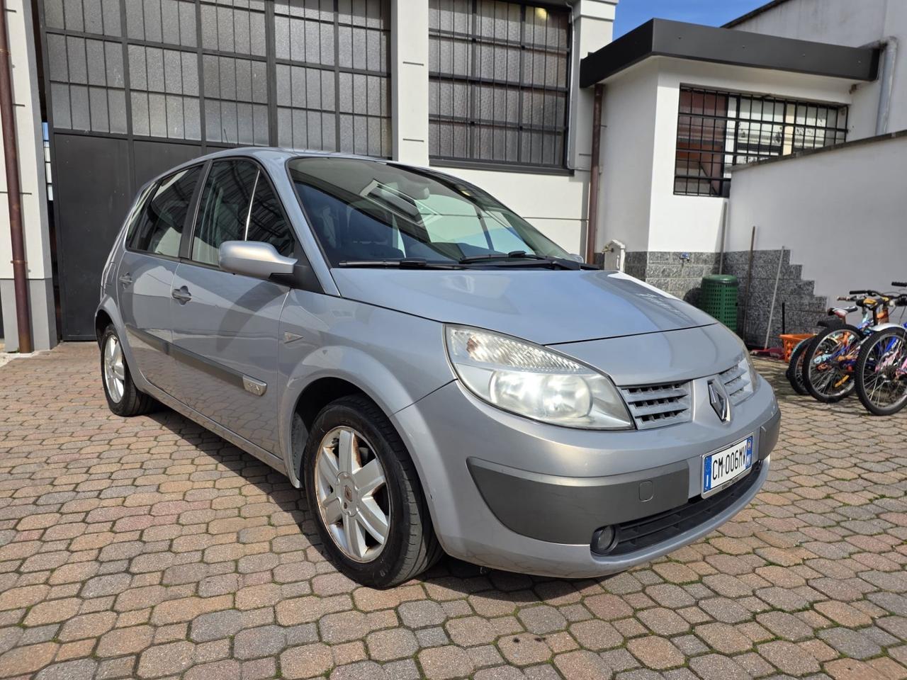 Renault Scenic 1.6 Benzina