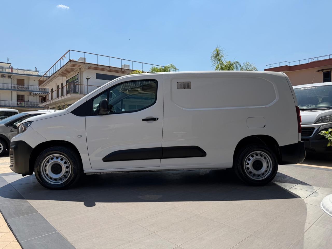 Peugeot Partner 1.5 BLUEHDI L2 100CV 3 posti - PASSO LUNGO -