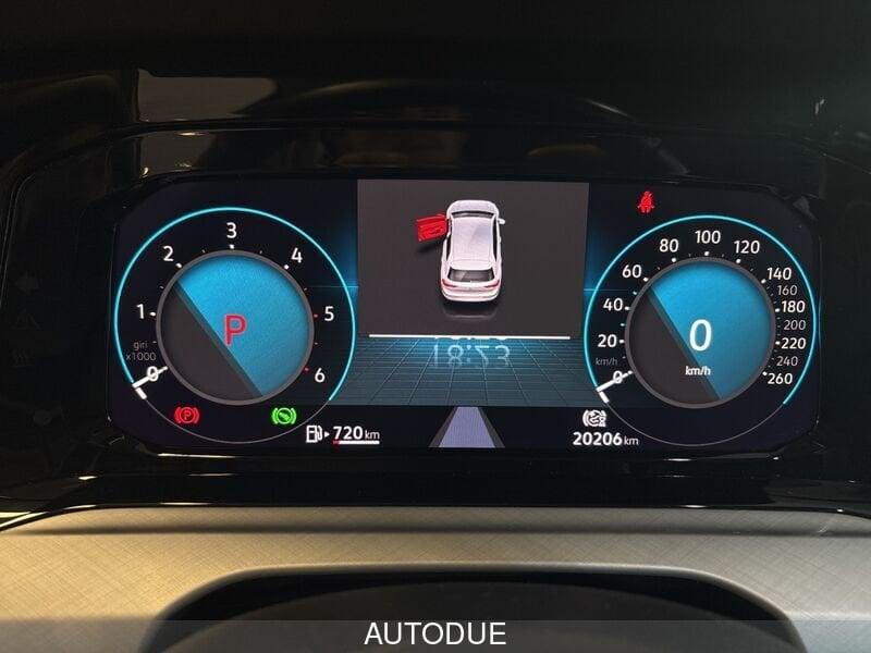 Volkswagen Golf 8 2.0 TDI SCR LIFE DSG 115 CV