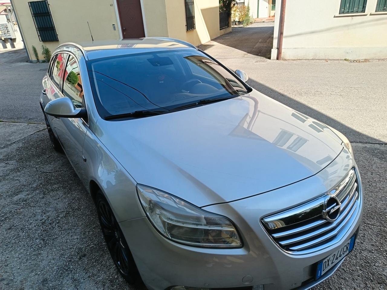 Opel Insignia 2.0 CDTI Sports Tourer 2009