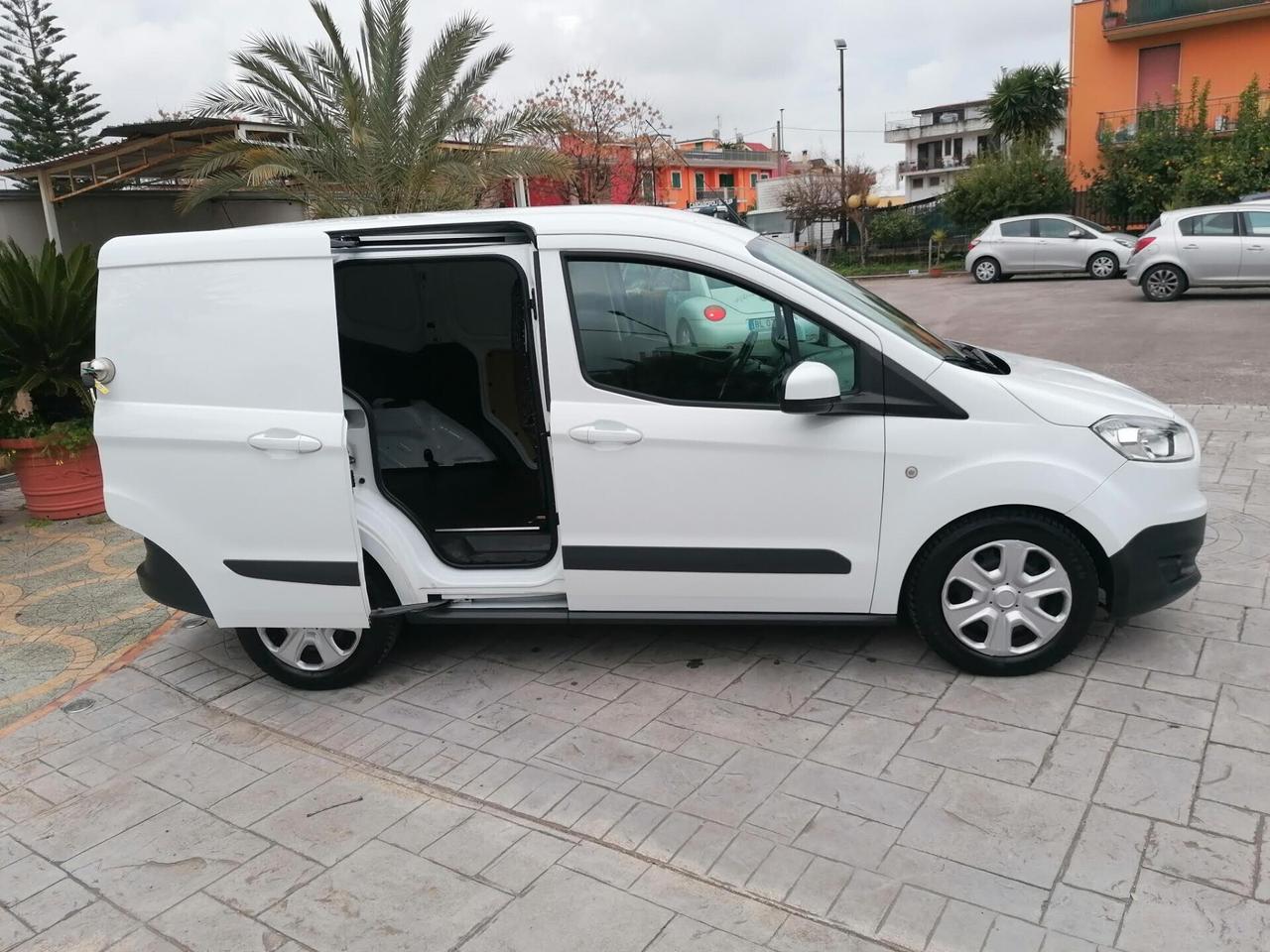 Ford Transit Courier 1.5 TDCi 95CV Trend