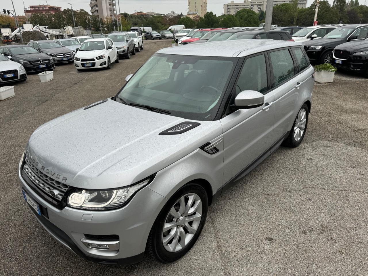 Land Rover Range Rover Sport 3.0 TDV6 HSE