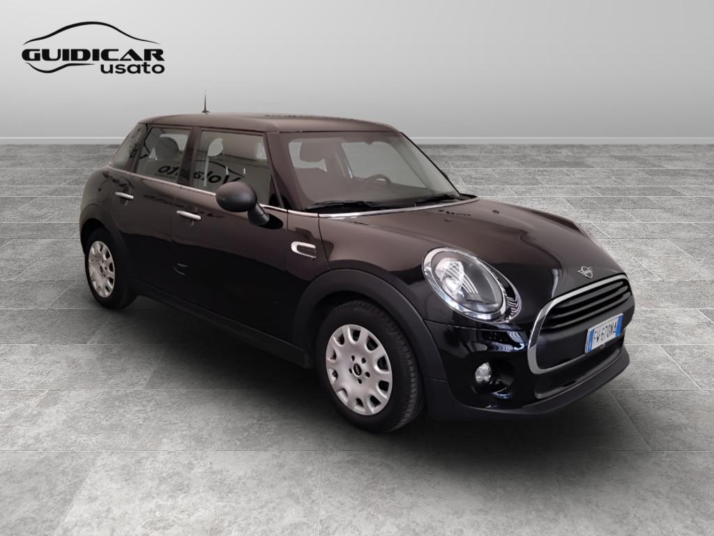 MINI Mini IV F55 2018 5p - Mini 5p 1.5 One Baker Street 75cv
