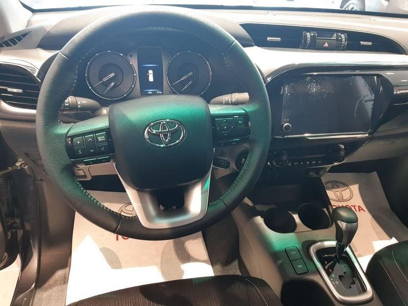 Toyota Hilux 2.4 D-4D A/T 4WD 4 porte Double Cab Executive