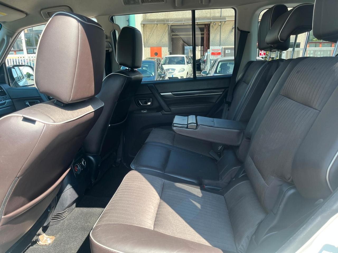 Mitsubishi Pajero 3.2 DI-D 16V 5p. Intense DPF