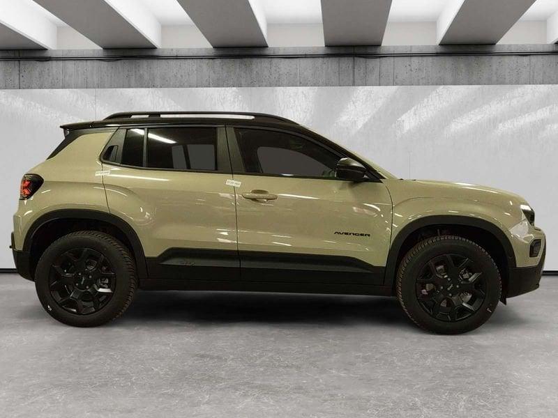 Jeep Avenger 1.2 turbo e-hybrid mhev Overland 4xe 145cv edct6