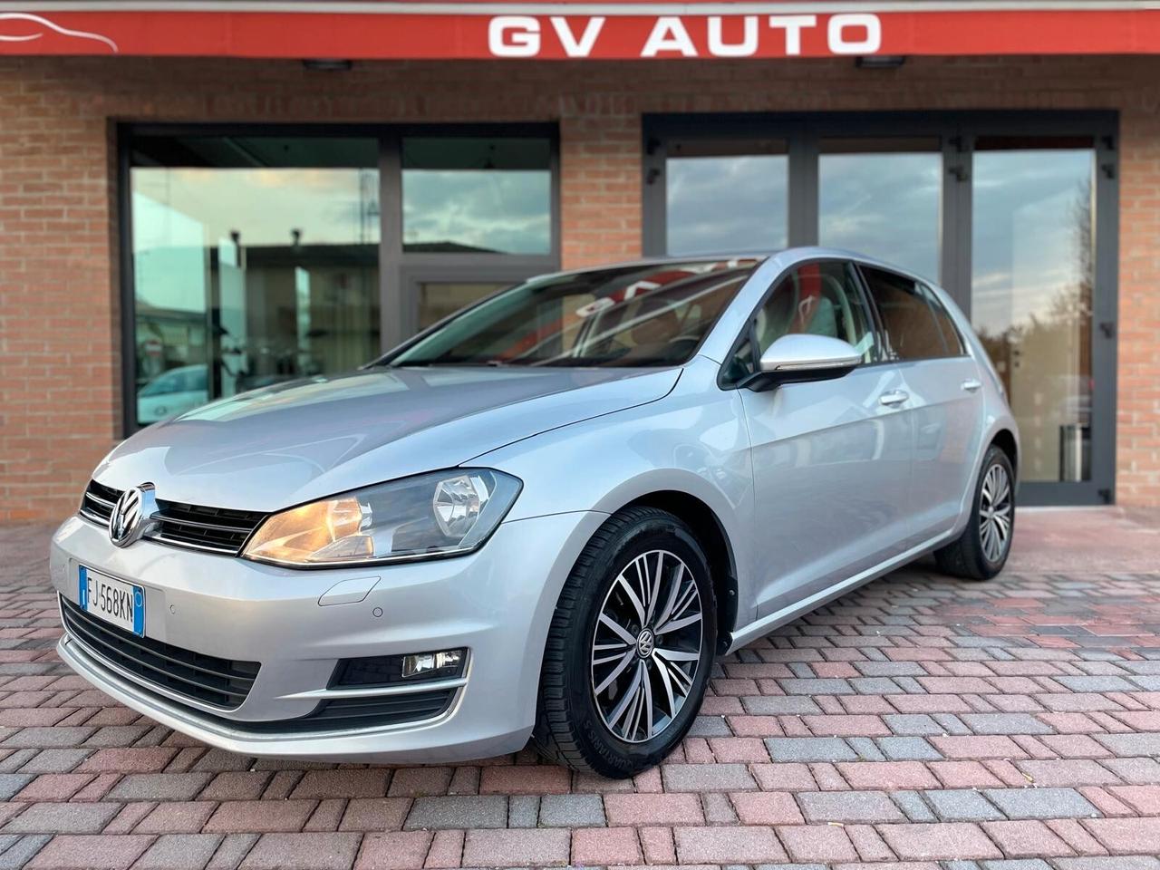 Volkswagen Golf 1.6 TDI Executive BlueMotion