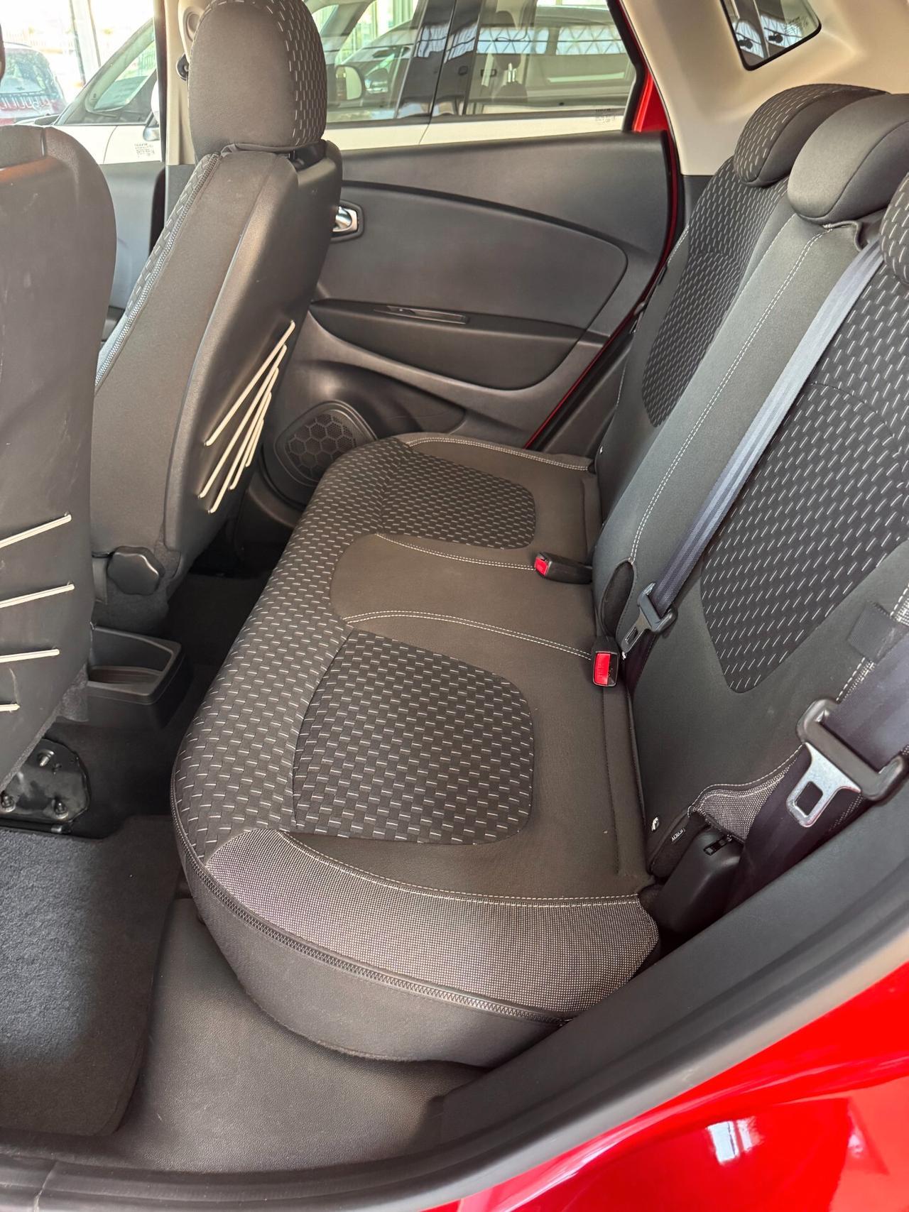RENAULT CAPTUR DCI 8V 90 CV FULL OPTIONAL