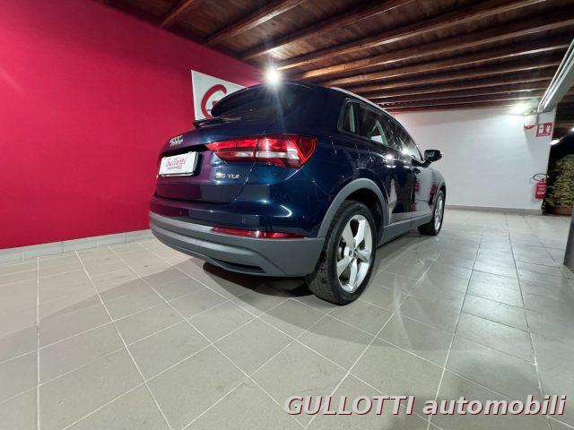 AUDI Q3 2.0 TDI 150 CV S-tronic Business