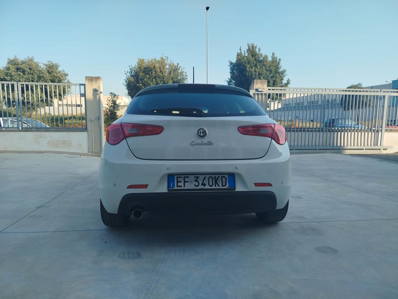 Alfa Romeo Giulietta 1.6 JTDm-2 105 CV Distinctive