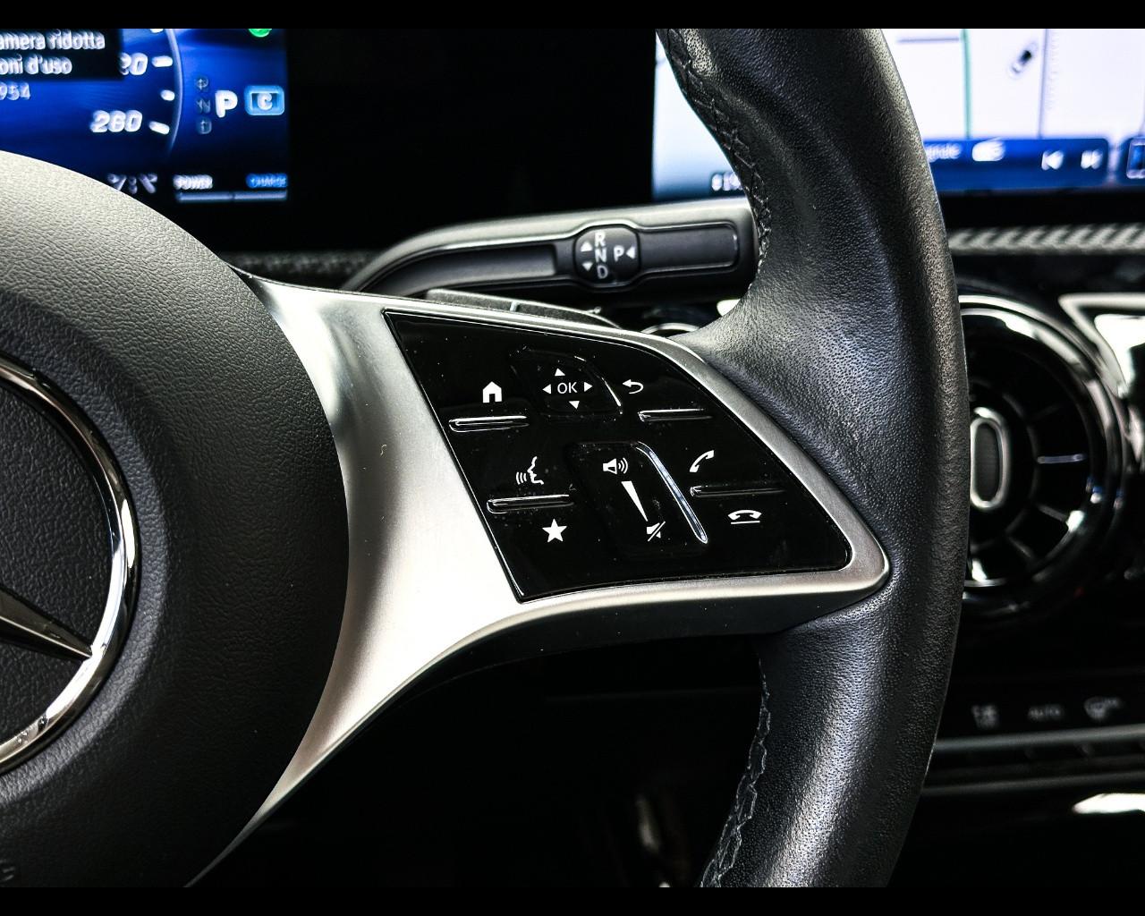 Mercedes-Benz Classe A (W176) - A 180 CDI Automatic Premium