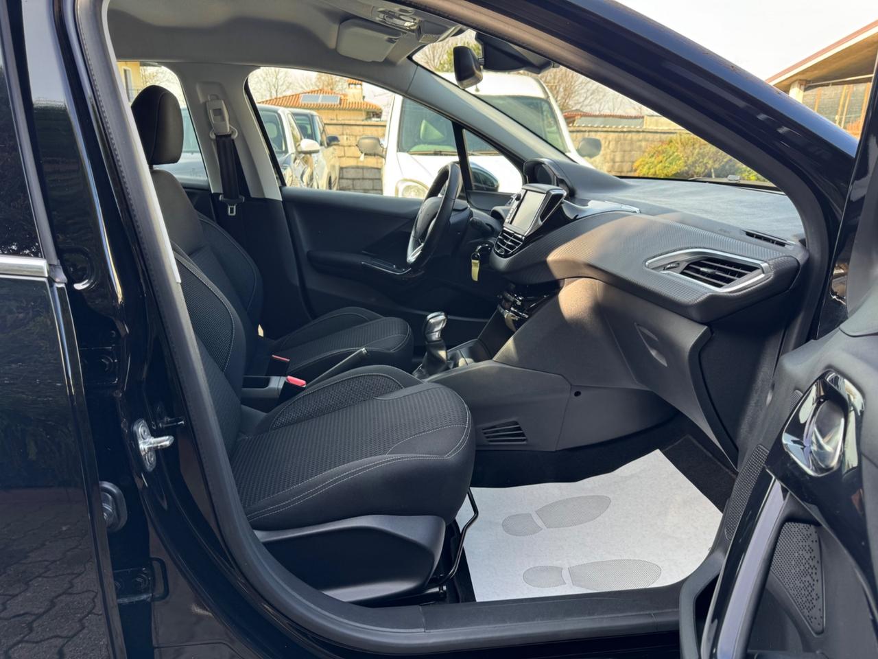 Peugeot 208 PureTech 82 Stop&Start 5 porte Allure