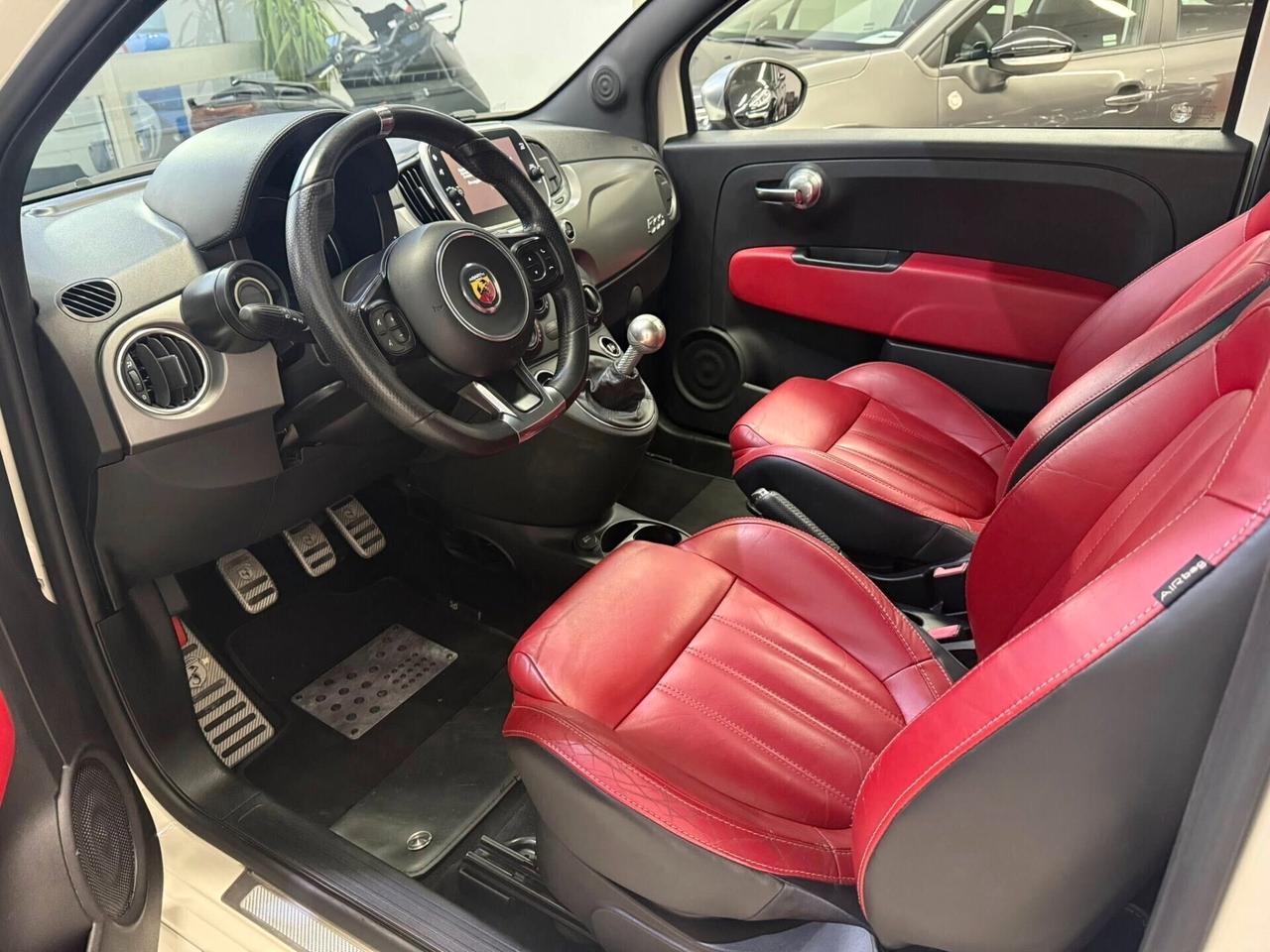 Abarth 595 1.4 Turbo T-Jet 165 CV Turismo