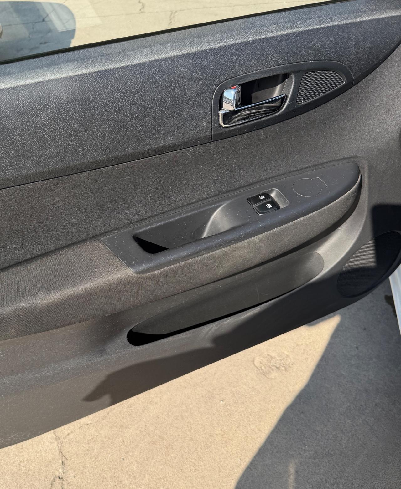 Hyundai i20 1.2 Benz 85CV 3p. Sound Edition