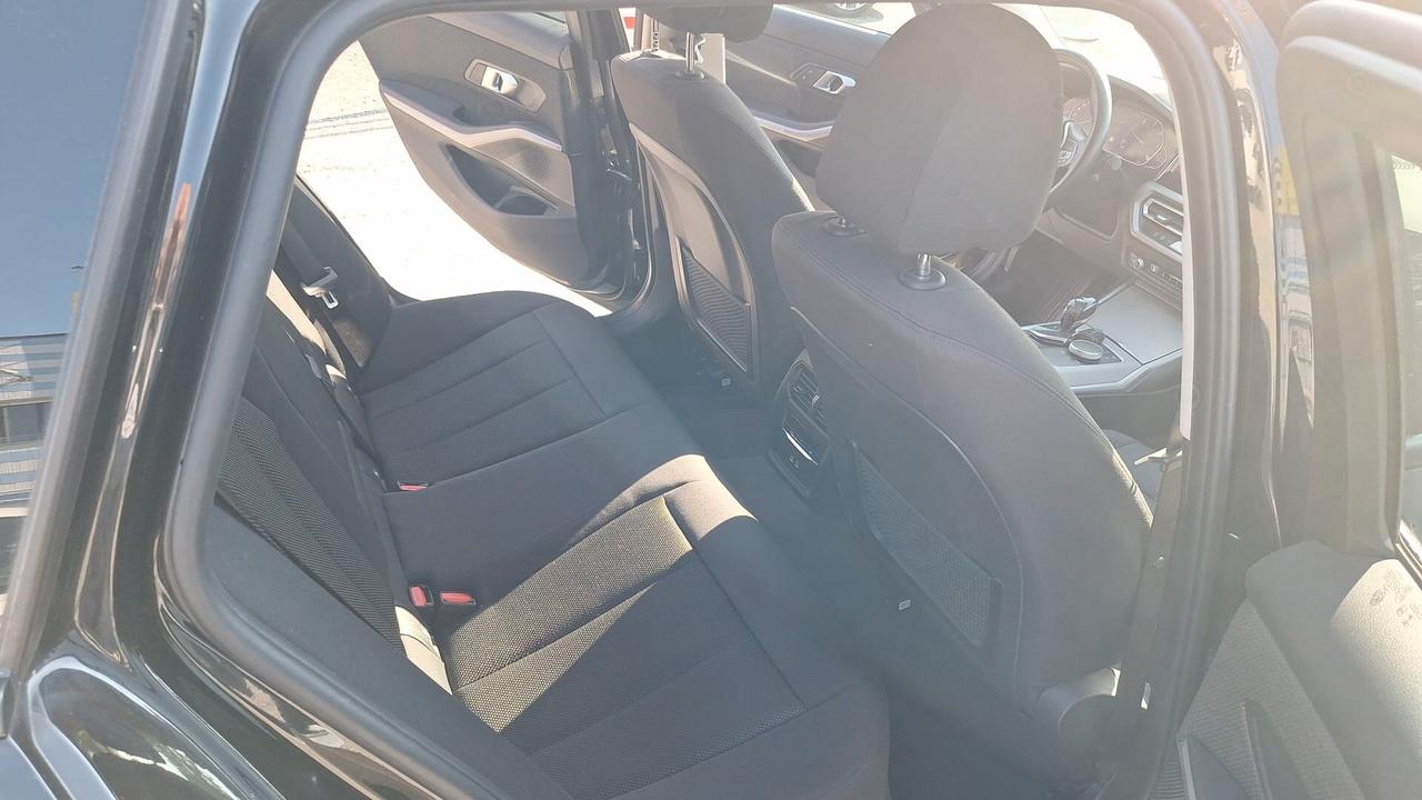 Bmw 320 320d 48V Touring Business Advantage SOLI 70000KM