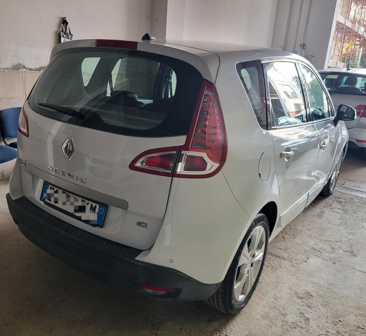 Renault Scenic Scénic X-Mod 1.5 dCi 110CV Luxe