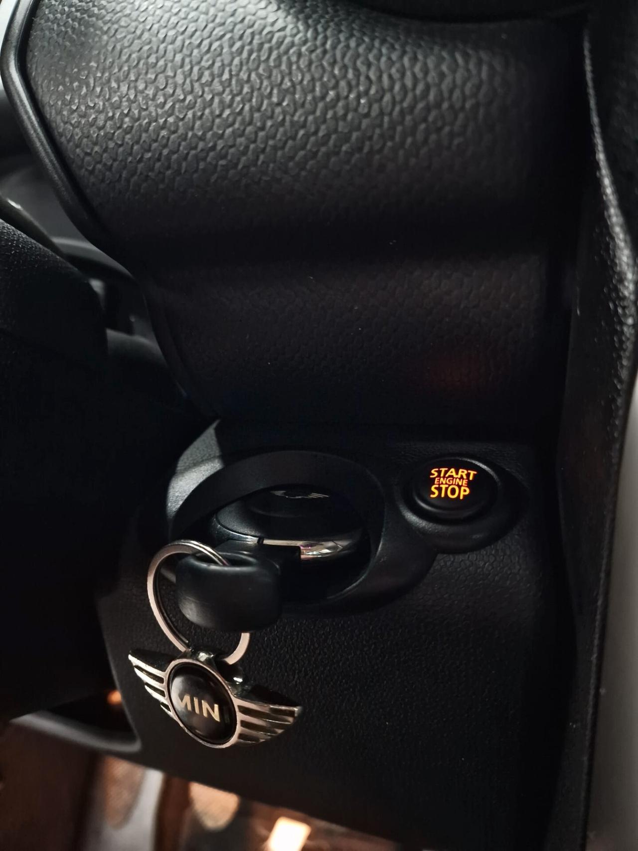 Mini One Countryman 1.6 98CV