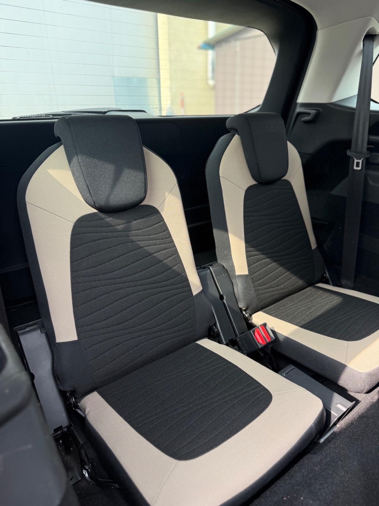 Citroen Grand C4 Picasso 1.6 e-HDi 115 Exclusive