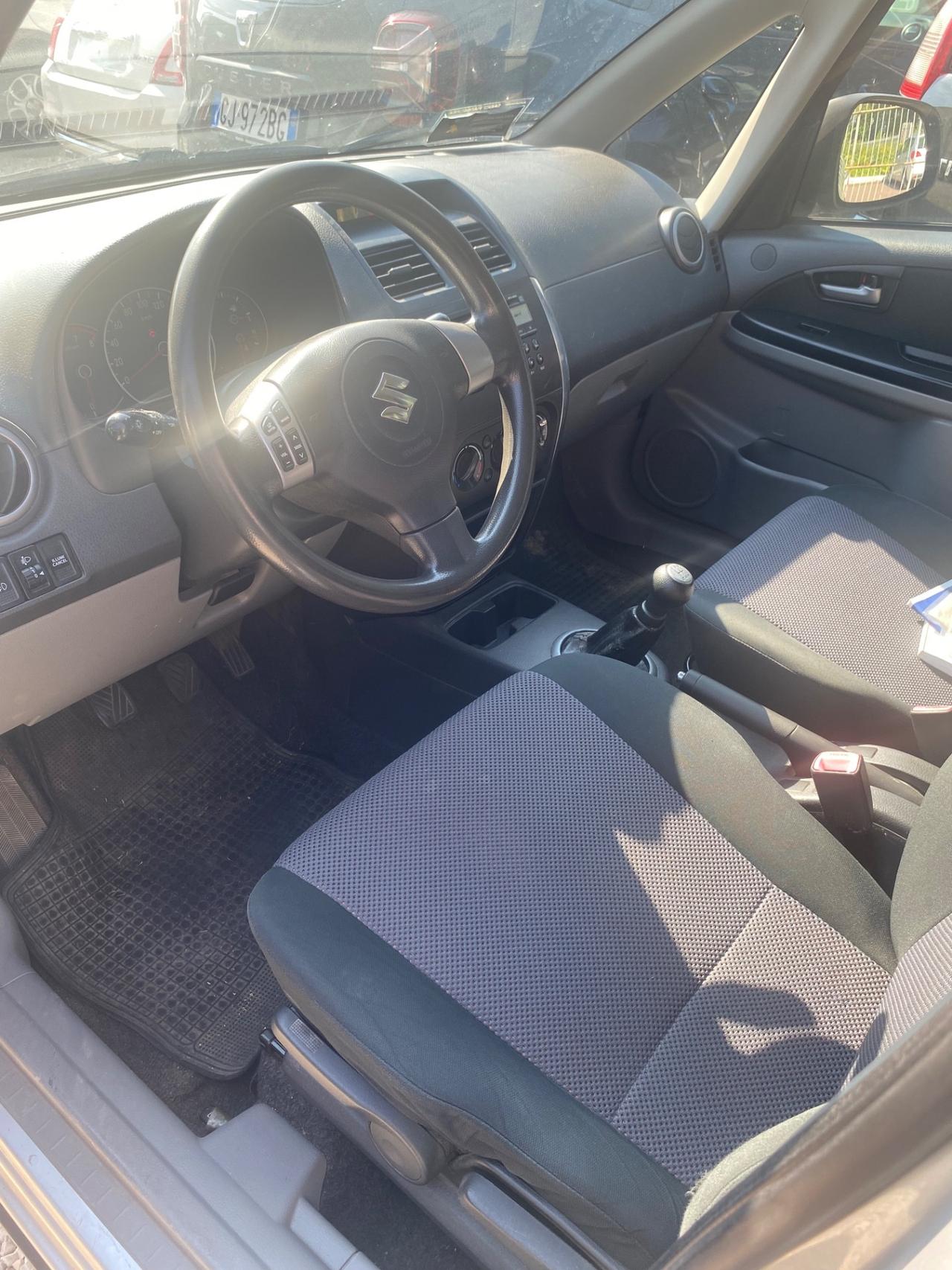 Suzuki SX4 1.6 16V 4WD GANCIO TRAINO