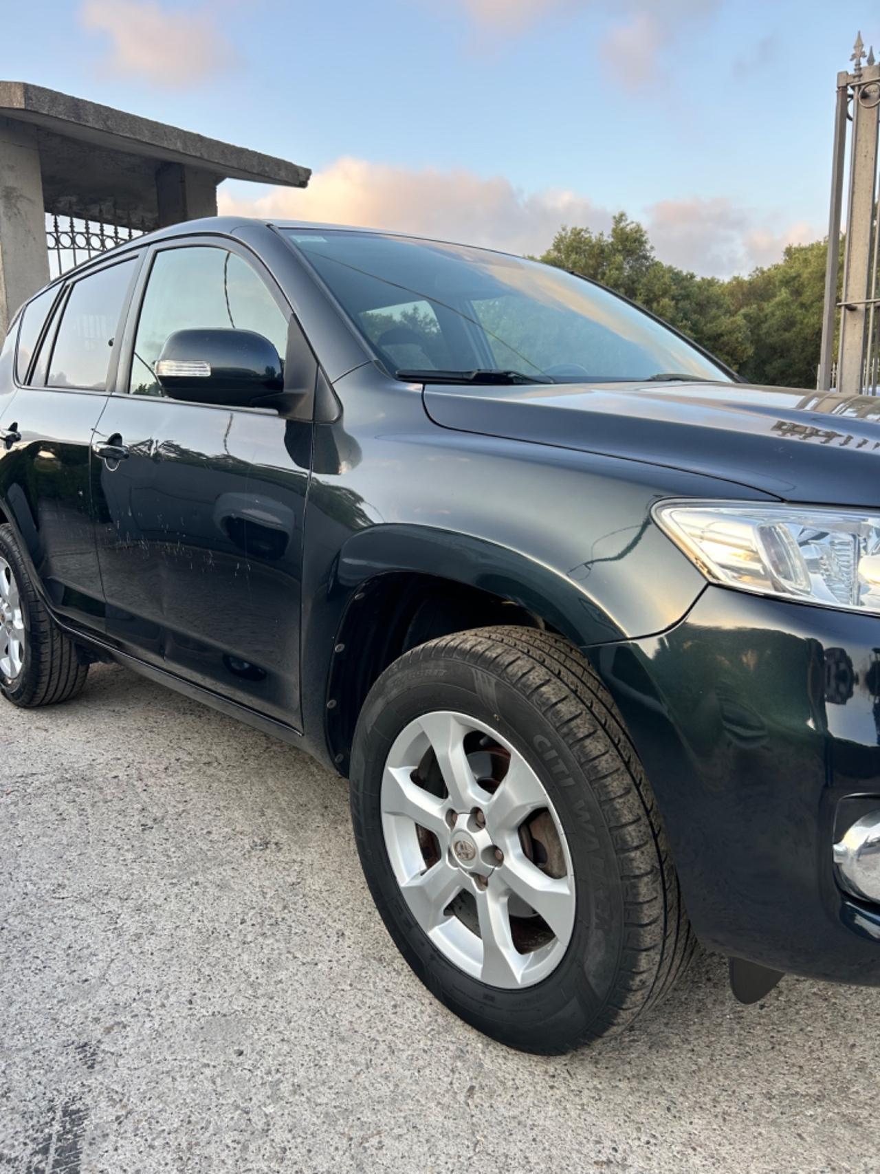 Toyota RAV 4 RAV4 Crossover 2.2 D-4D 150 CV DPF Exclusive