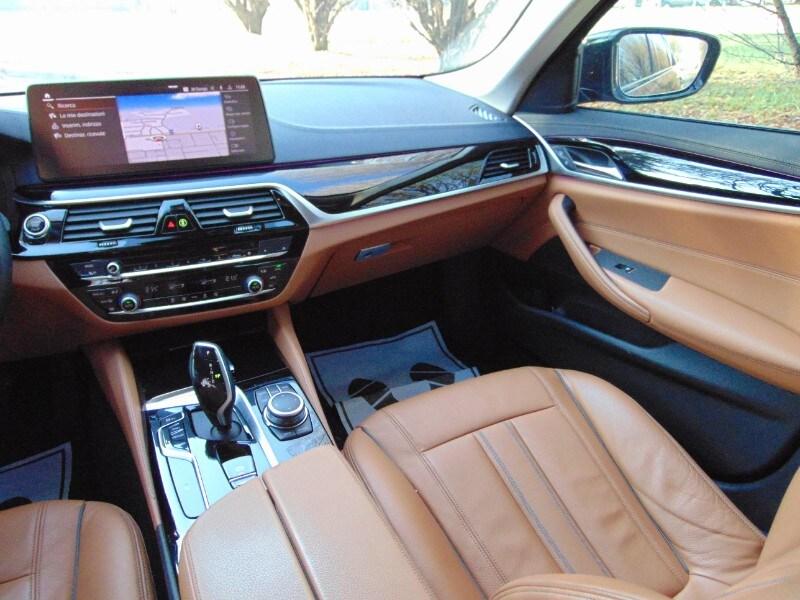 BMW Serie 5(G30/31/F90) 520d 48V xDrive Luxury