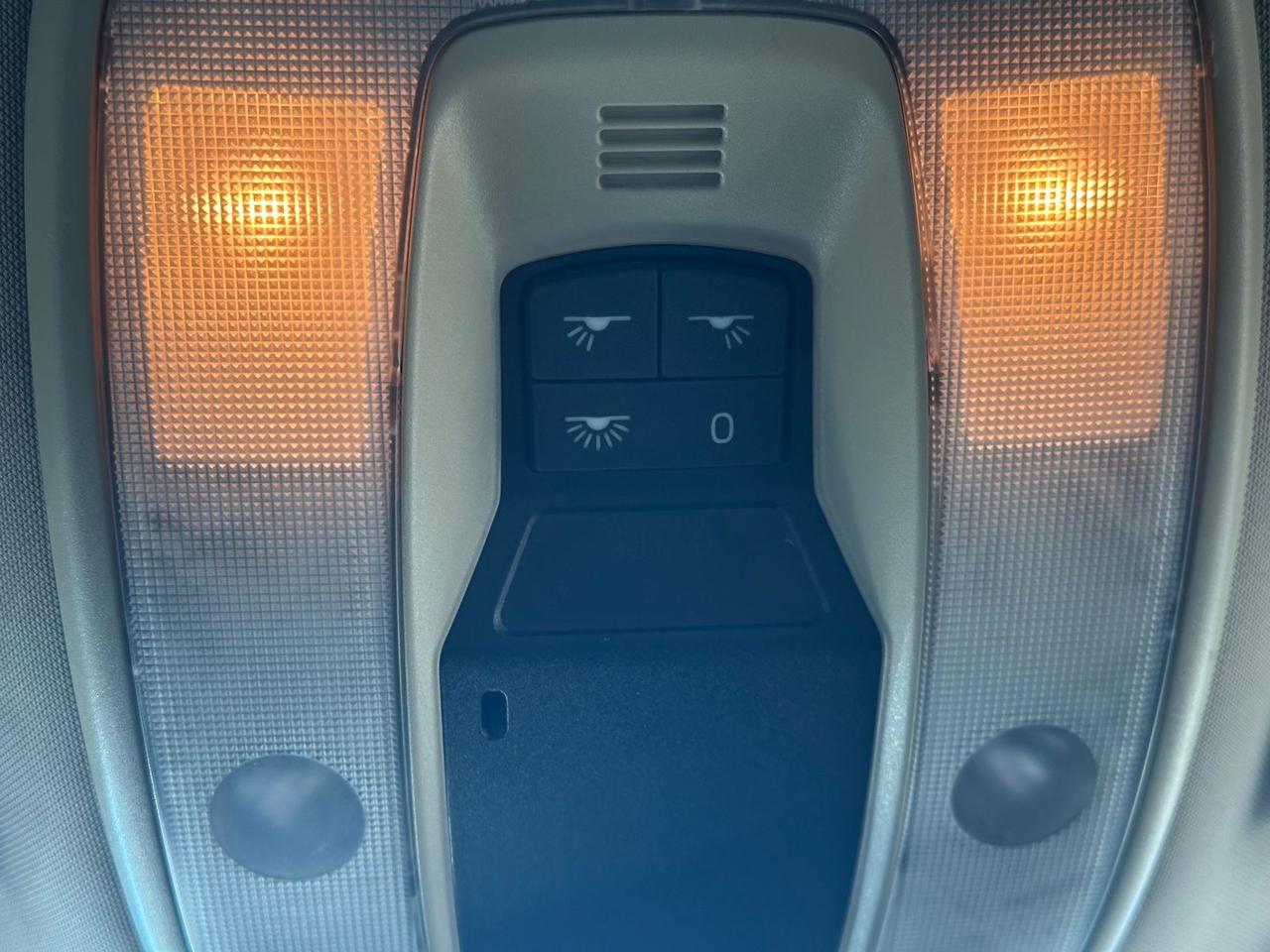 Volvo XC 60 2.4 D3 #7945