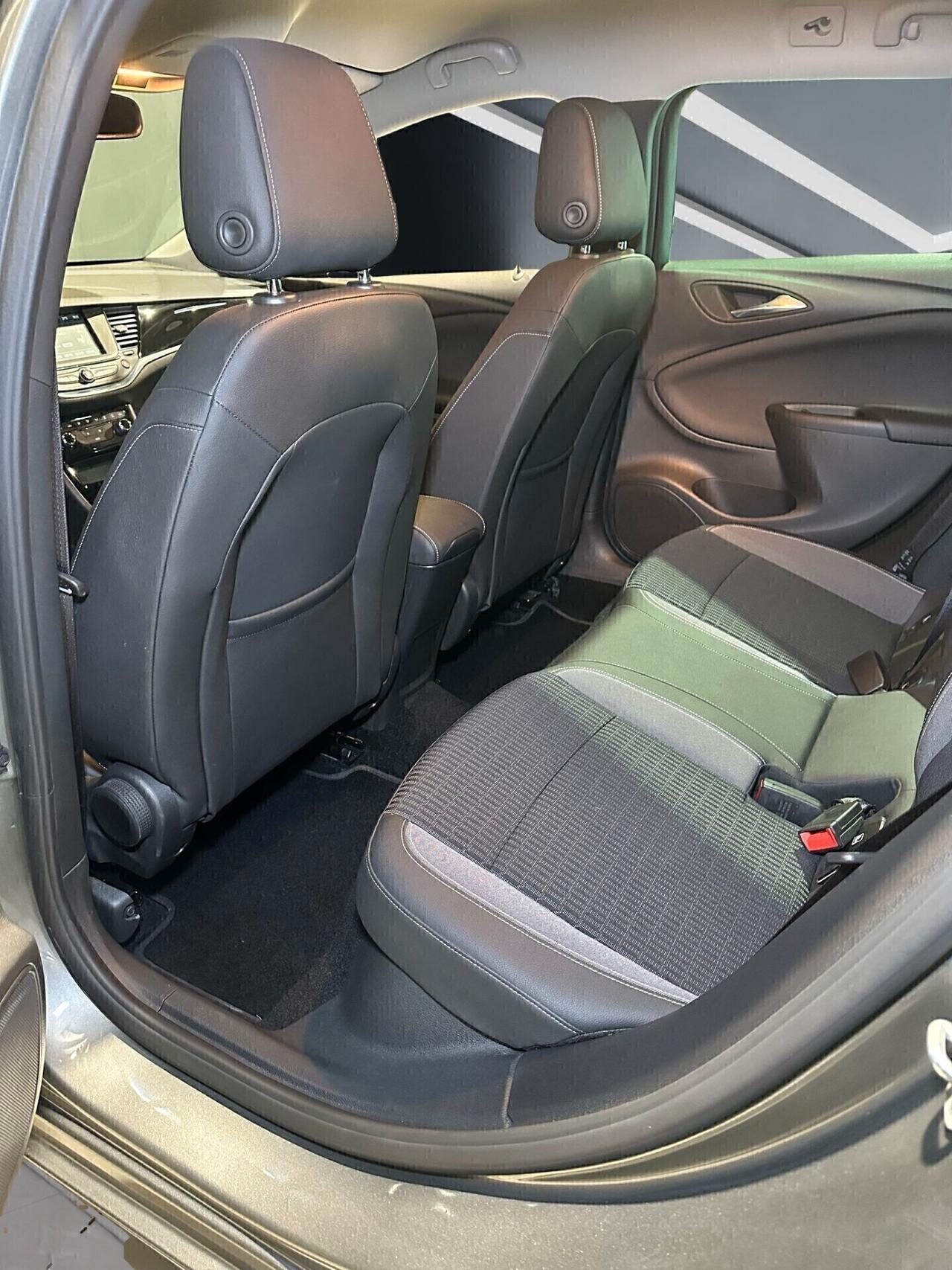 Opel Astra SPORTS TOURER 1.5 CDTI Ultimate START&STOP