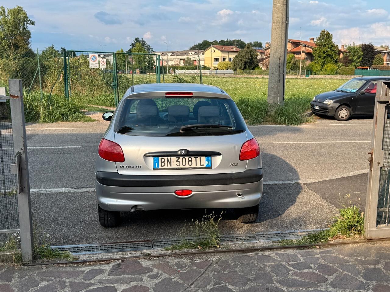 Peugeot 206 1.1 5p. XT