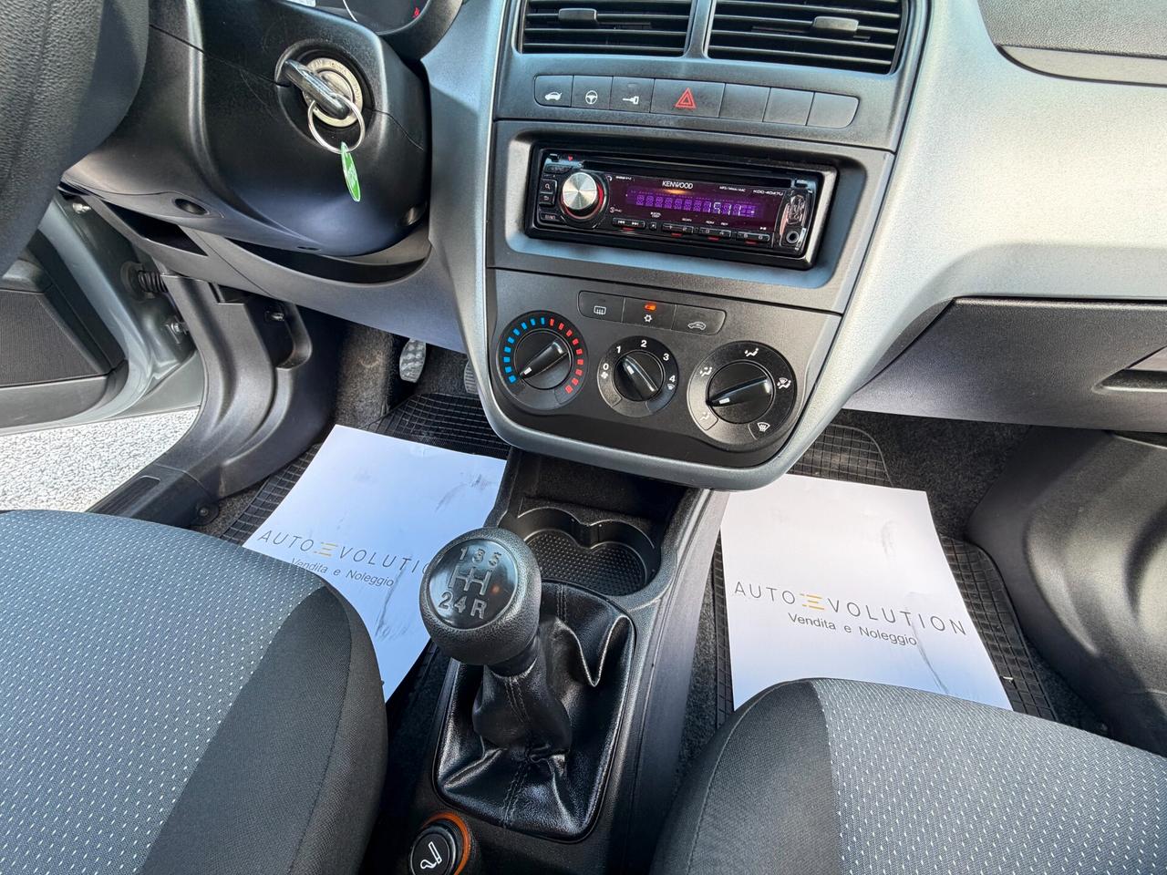 Fiat Grande Punto 1.3 MJT 75 cv 5 p 119.355 km unico proprietario
