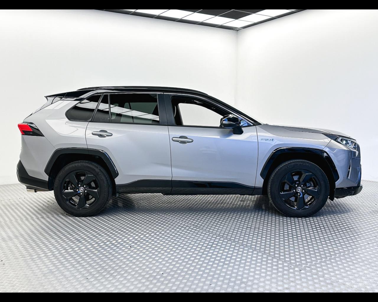 TOYOTA RAV4 5ª serie - RAV4 2.5 HV (222CV) E-CVT AWD-i Active