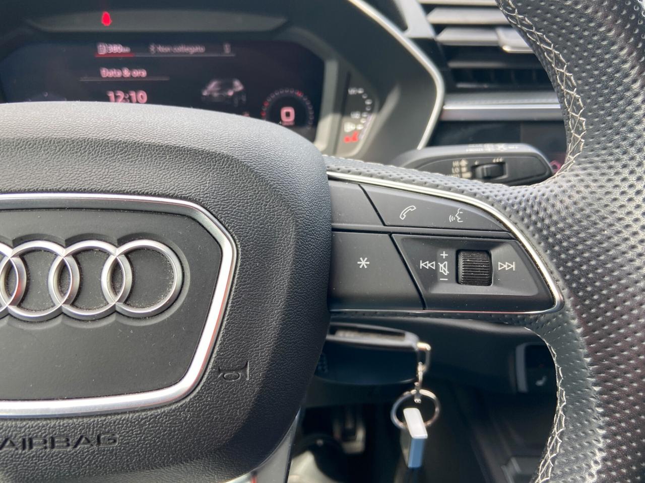 Audi Q3 Sportback 35 2.0 tdi S line edition s-tronic