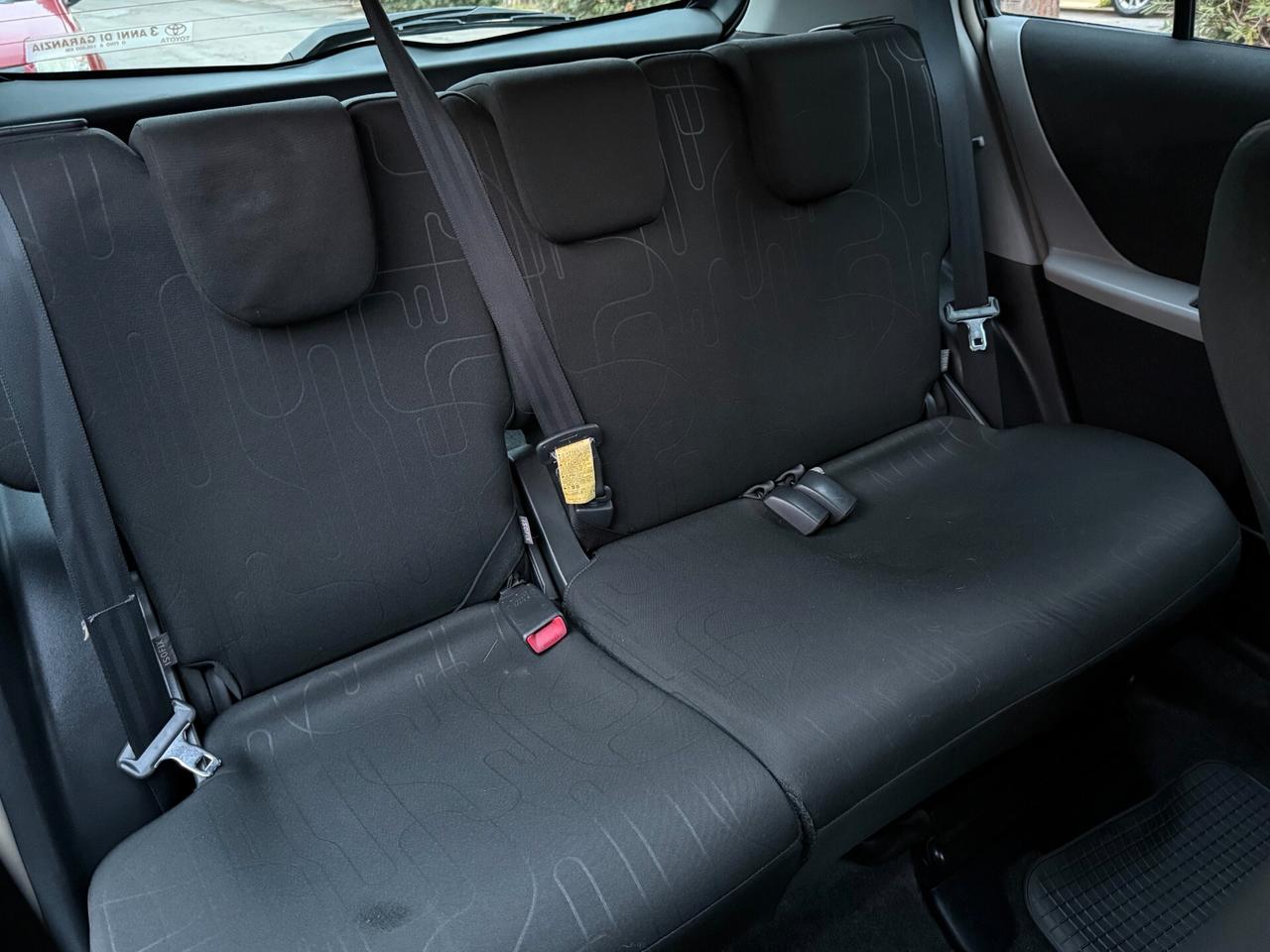 Toyota Yaris 1.0 5 Porte SOLI KM 103.000 - 2009