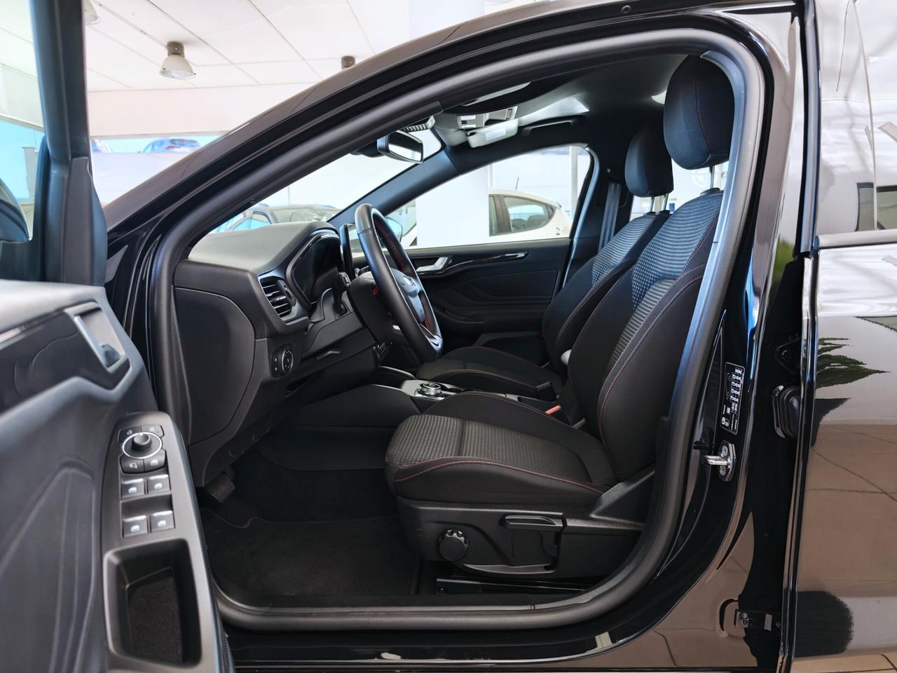 Ford Focus 1.5 EcoBlue 115 CV automatico ST-Line 2025
