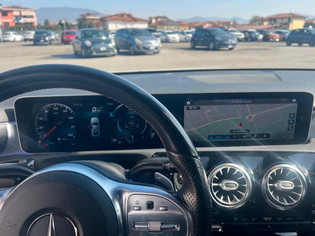 Mercedes Classe A MERCEDES A180 CDI SEDAN PREMIUM