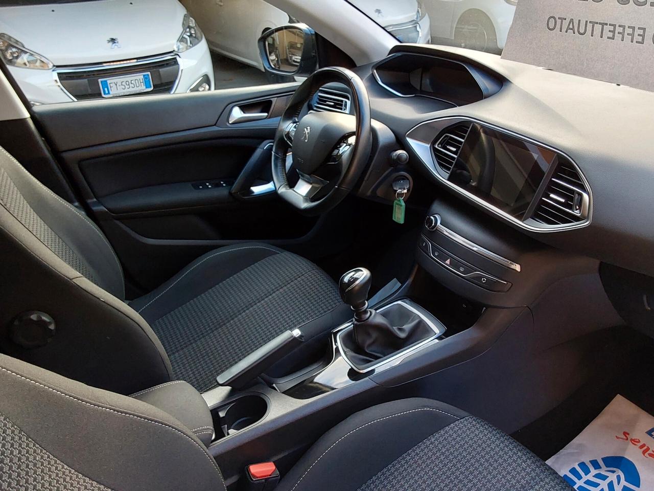 Peugeot 308 1.5 BlueHDi 130 Cv Business